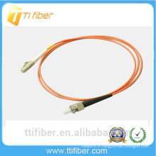 Cordon de raccordement fibre optique multimodal ST-LC Simplex pour FTTH, CATV, LAN, MAN, WAN